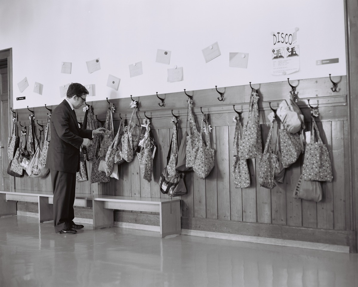 Schulträume (Dreams Of School Days), 2000 – 2002